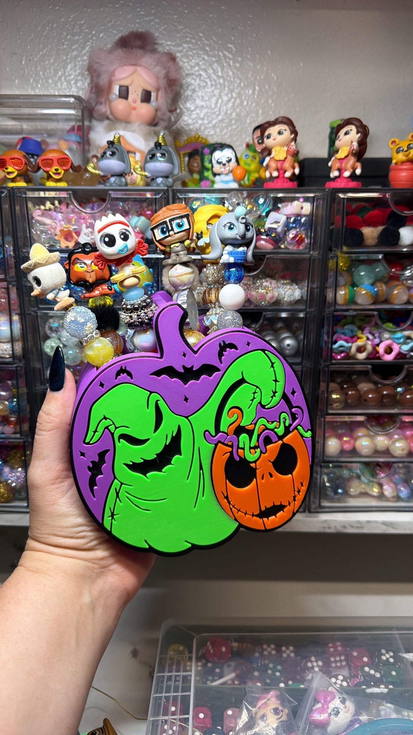 Spooky boogie pen holder